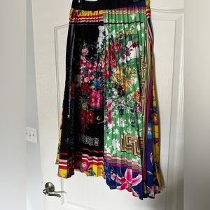 Pleated skirt top set islet lace M